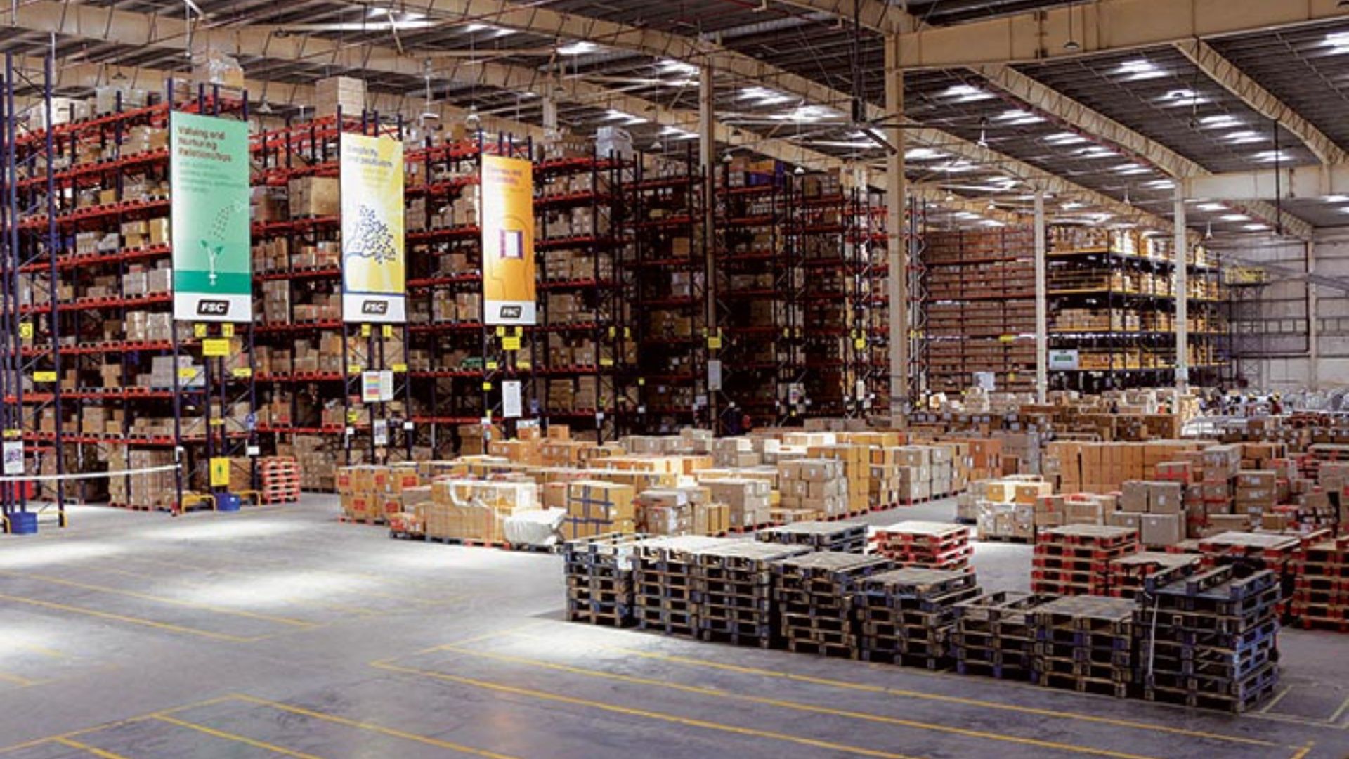 High Heaping to Smart Stacking: How We Maximize Warehouse Efficiency