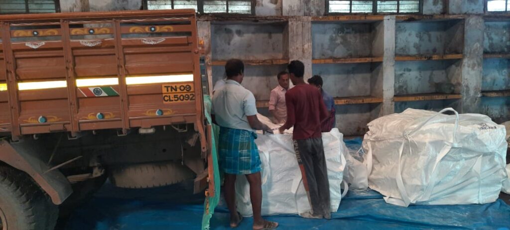 50-kgs-cement-bags-converting-it-into-a-2-MT-bags-truck-1024×462