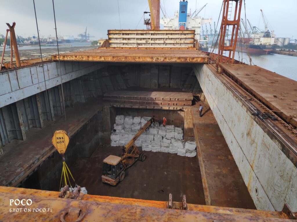 LONG-VIE-OF-THE-VESSEL-1024×768